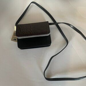 Brahmin 44618BK Jane Leather Purse in Black Tuscan